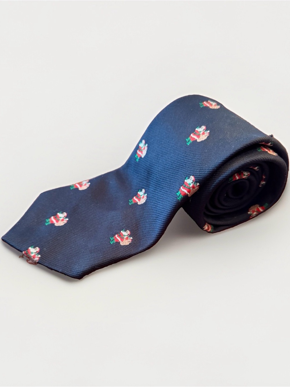 Brooks Brothers Santa Boy’s tie